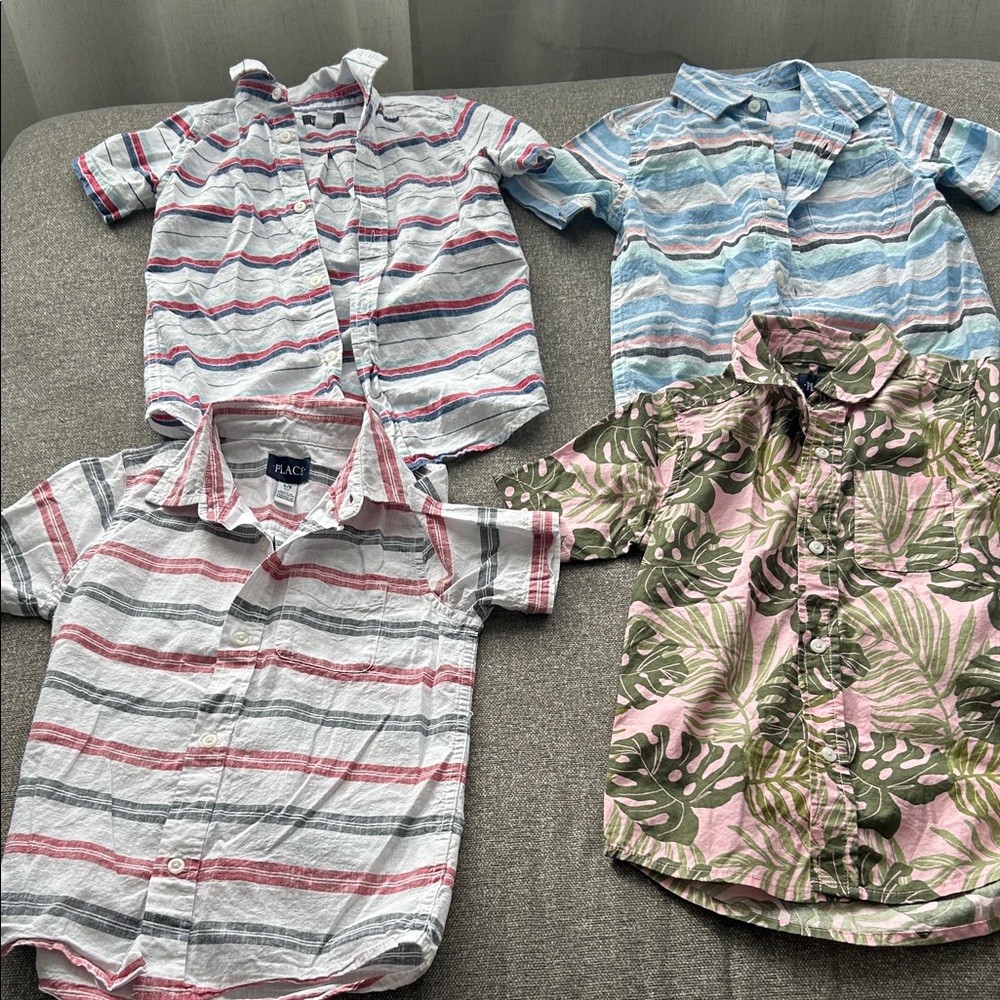 Place Pink and Green Leaf Pattern Shirt